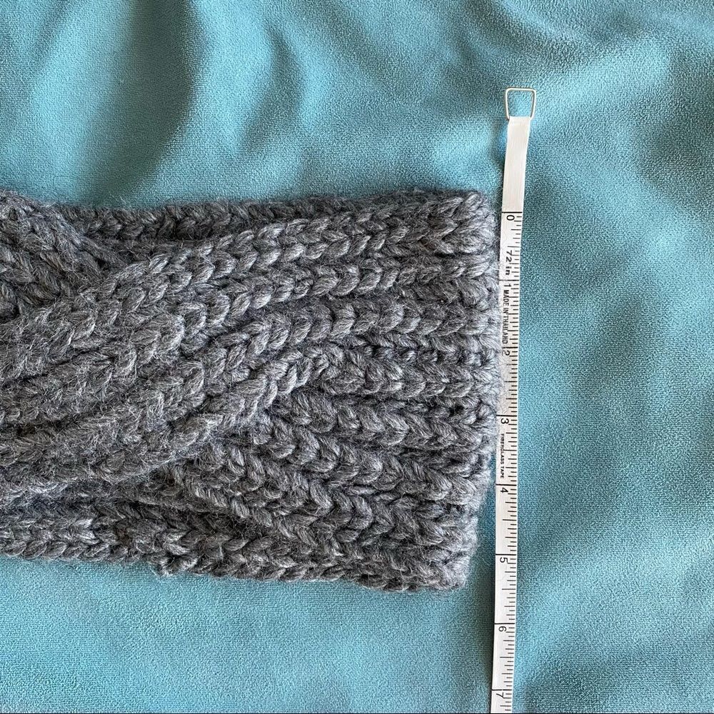 Coach Headband - Picture 6 of 8